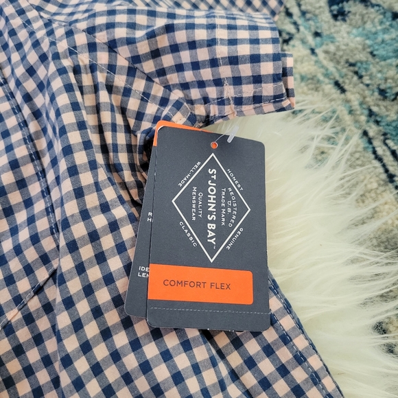 St. John's Bay Short Sleeve Button-Down Shirt sz L - Picture 7 of 8